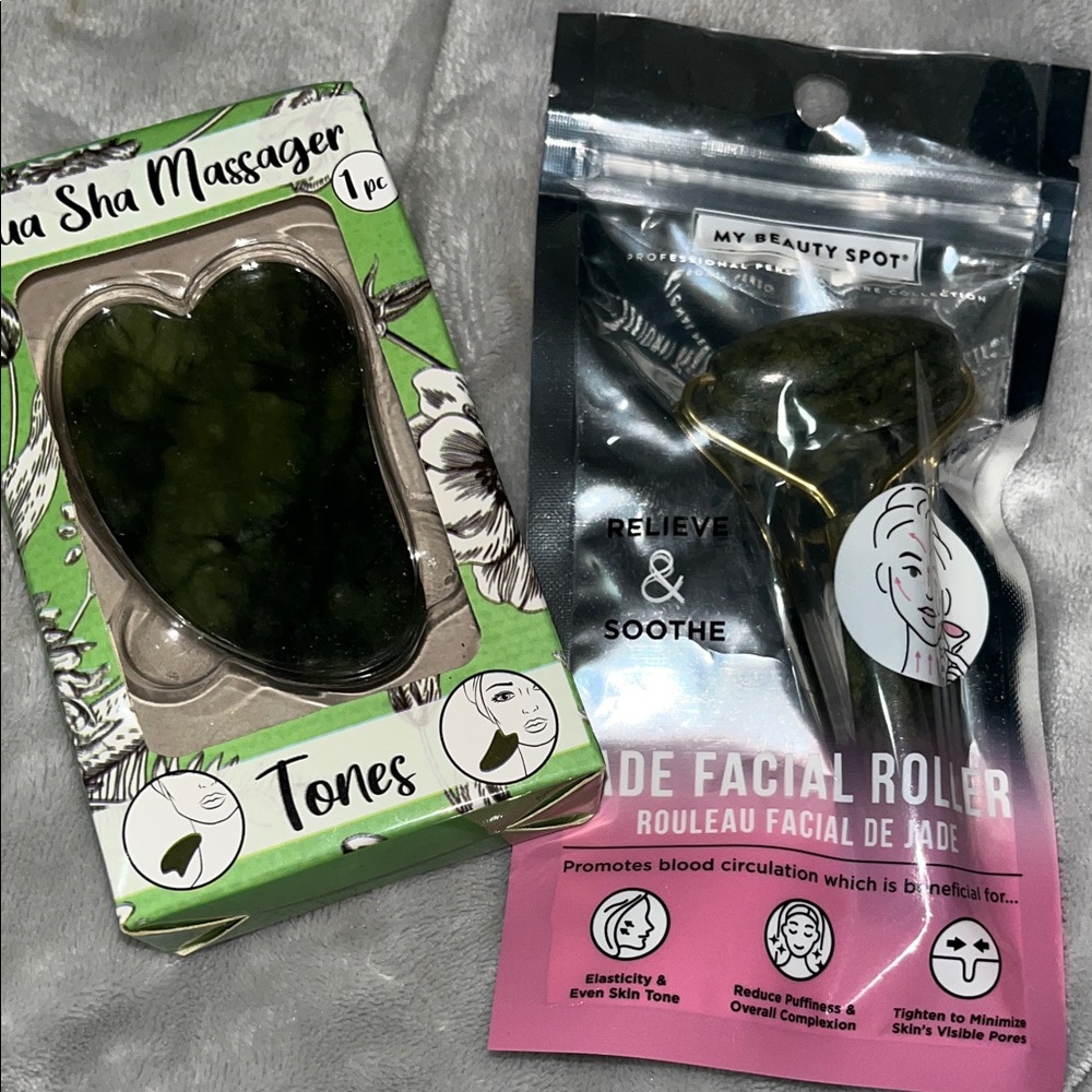 My Beauty Spot Jade Facial Roller and Gua Sha Set - Green
